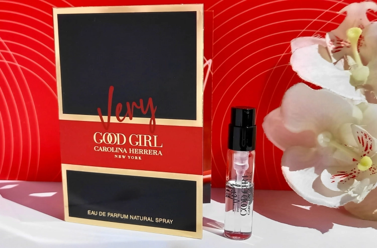 Carolina-Herrera-Very-Good-Girl-edp-próbka-perfum.jpg