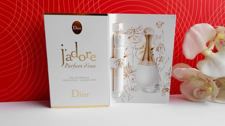 Dior-J'adore-Parfum-d'eau-próbka-perfum.jpg