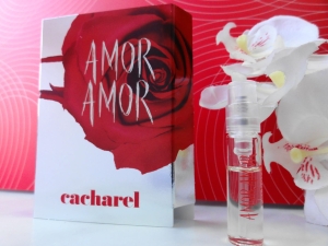 Cacharel Amor Amor edt próbka perfum 1,2ml