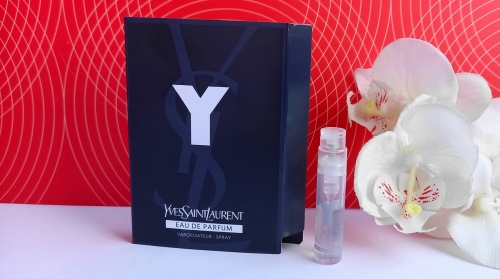 Yves Saint Laurent Y edp próbka perfum.jpg