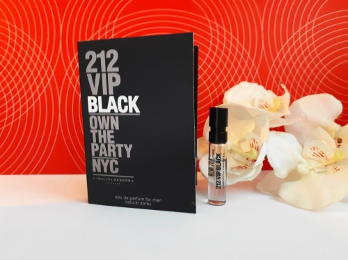 Carolina Herrera 212 Vip Black men edp próbka.jpg